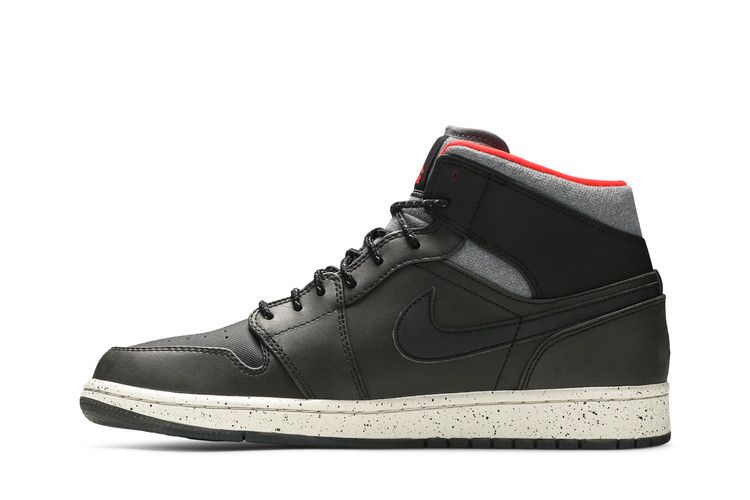 Air Jordan 1 Mid Holiday (2015)