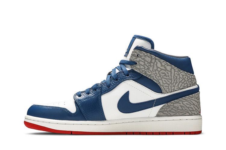 Air Jordan 1 Retro Mid True Blue