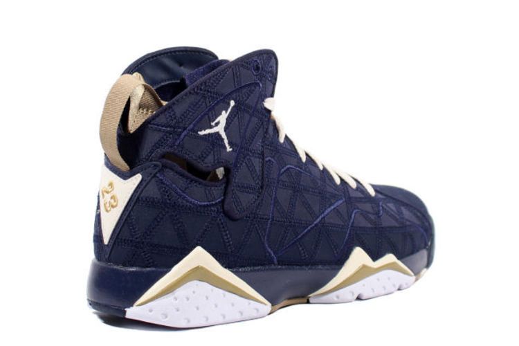 Air Jordan 7 Retro J2K Obsidian