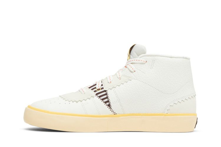 Air Jordan Series Mid Maison Chateau Rouge Sail
