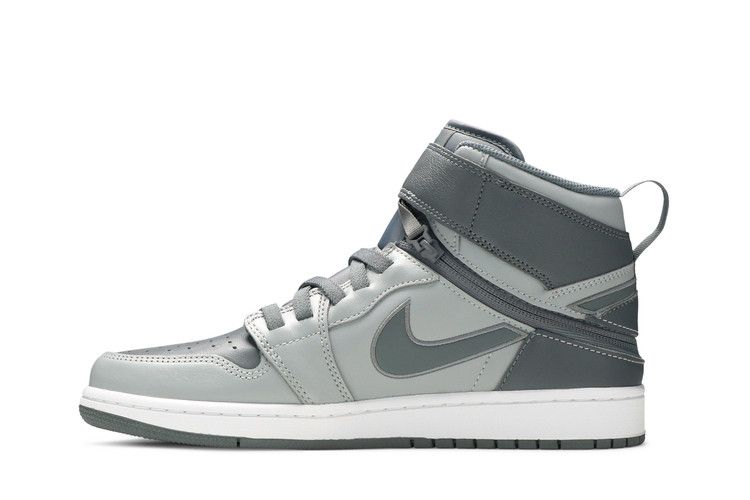 Air Jordan 1 High FlyEase Light Smoke Grey