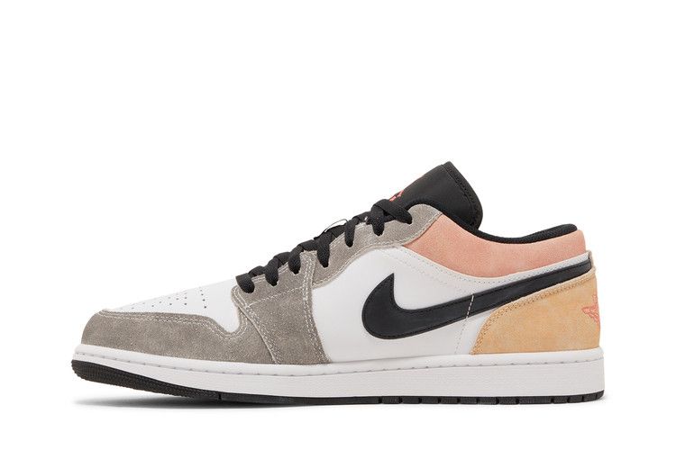 Air Jordan 1 Low SE Flight Club