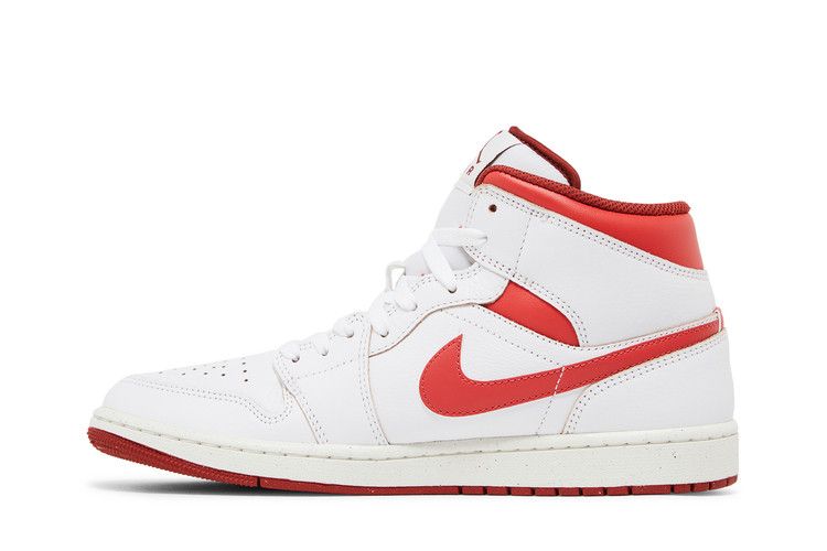 Air Jordan 1 Mid SE Dune Red