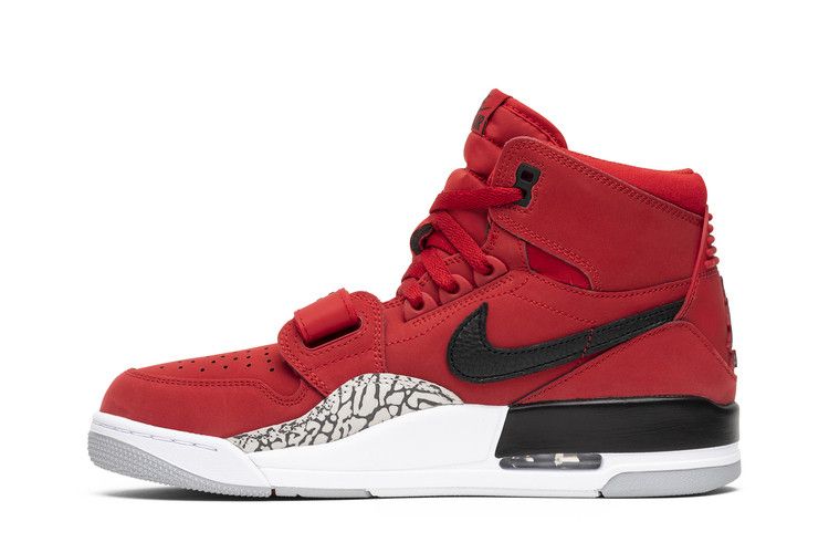 Air Jordan Legacy 312 Toro