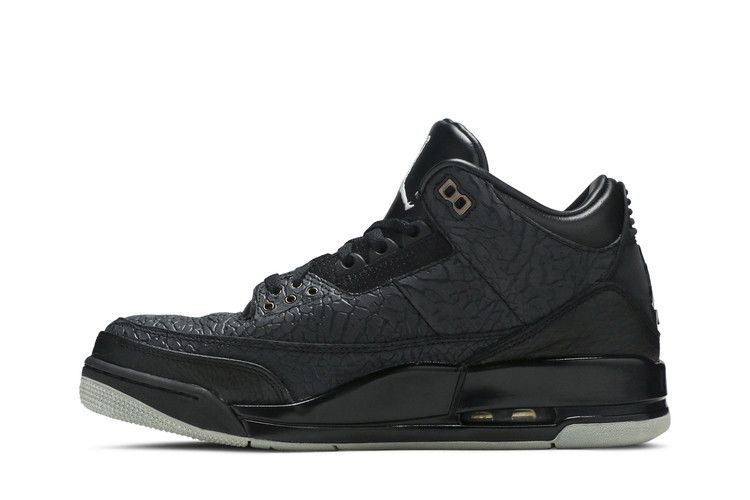 Air Jordan 3 Retro Black Flip