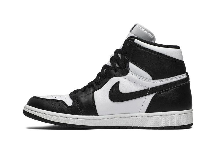Air Jordan 1 Retro Black White (2014)