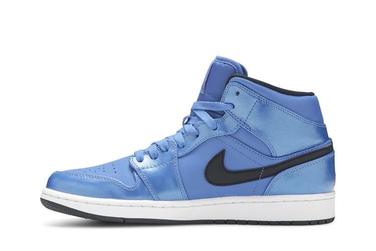 Air Jordan 1 Retro Mid Sport Blue