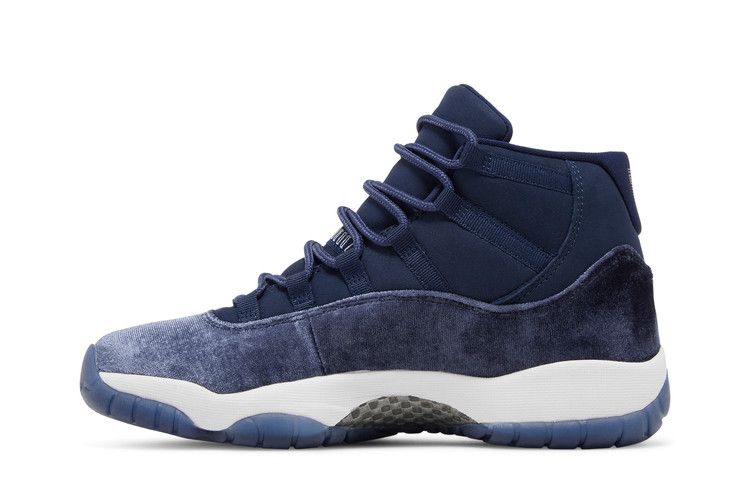 Air Jordan 11 Retro Midnight Navy (Women's)