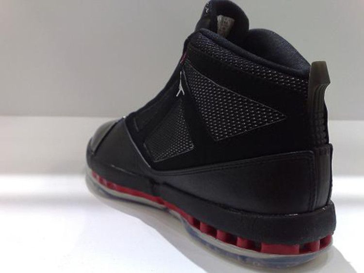 Air Jordan 16 Retro Bred CDP (2008)