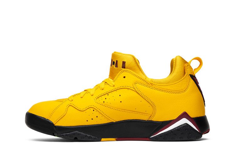 Air Jordan 7 Retro Low Taxi