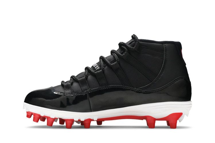 Air Jordan 11 Retro Cleat Bred