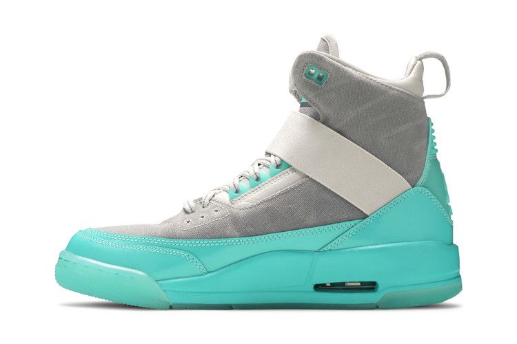 Air Jordan 3 Retro Explorer XX Vast Grey Tropical Twist (Women's)