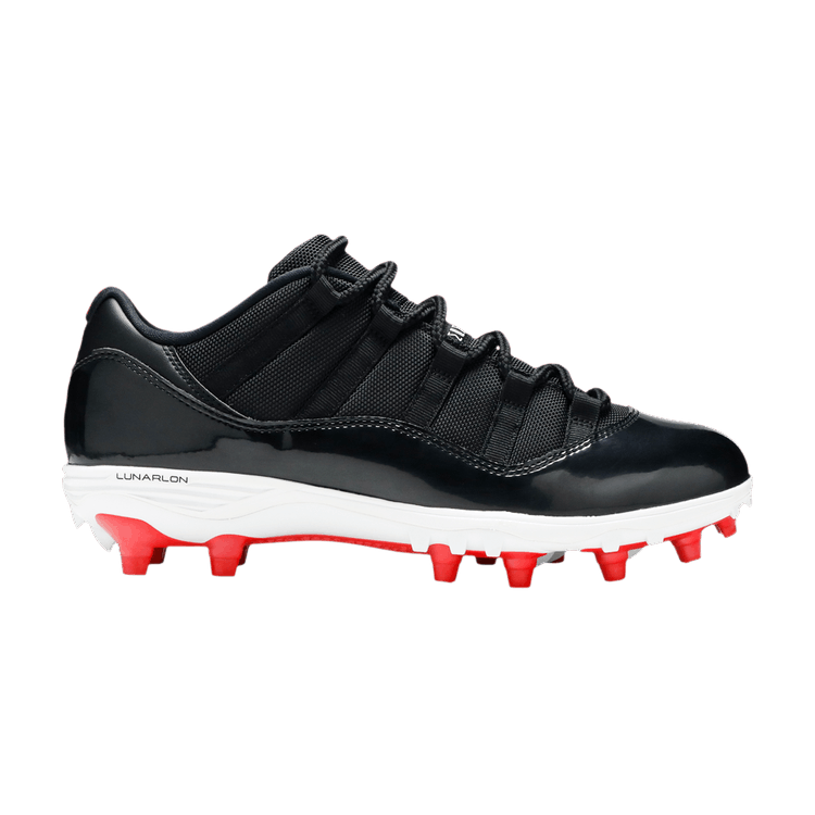 Air Jordan 11 Retro Low Cleat Bred