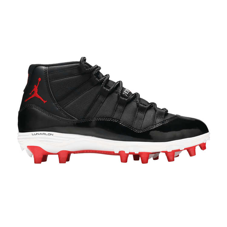 Air Jordan 11 Retro Cleat Bred