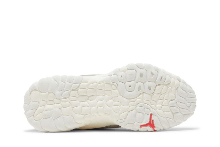 Air Jordan Delta 2 Grey Fog Sail