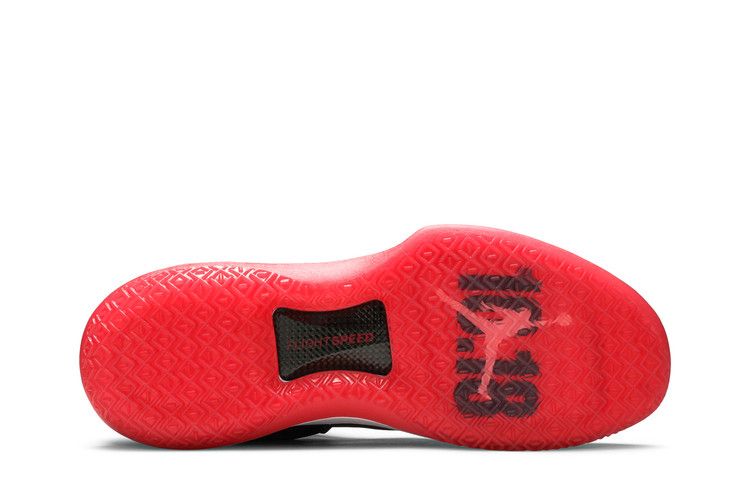 Air Jordan XXXII Low MJ Day