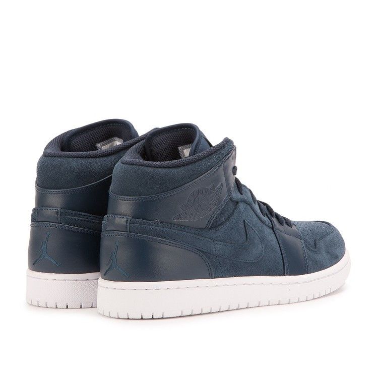 Air Jordan 1 Retro Mid Armory Navy