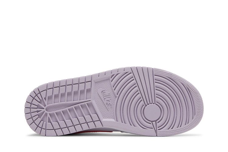 Air Jordan 1 Mid Valentine's Day (2022) (Women's)