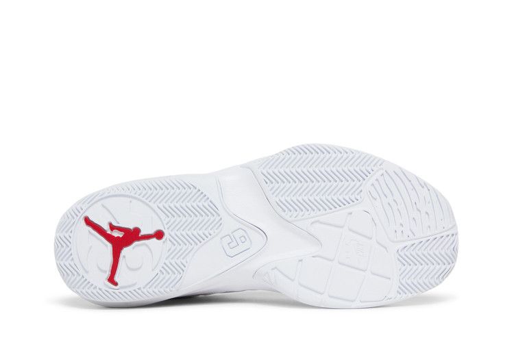 Air Jordan Max Aura 3 White Pure Platinum