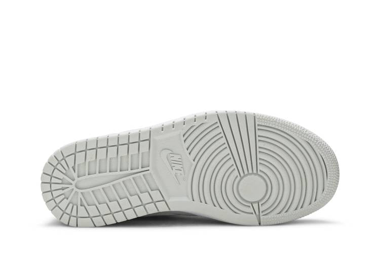 Air Jordan 1 Low Spruce Aura (Women's)