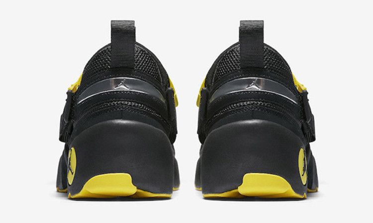Air Jordan Trunner LX Thunder