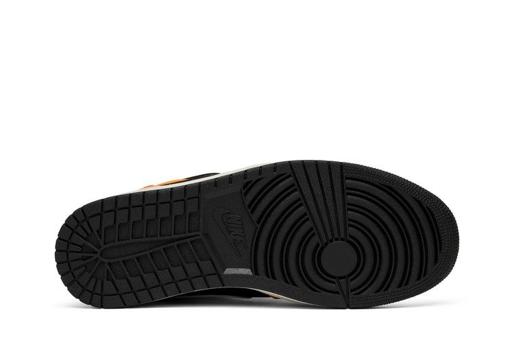 Air Jordan 1 Mid Black Cone