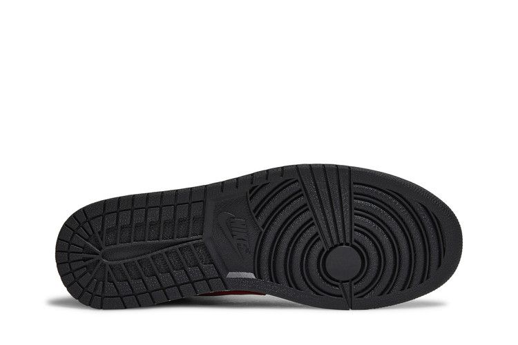 Air Jordan 1 High FlyEase Black Gym Red Smoke Grey