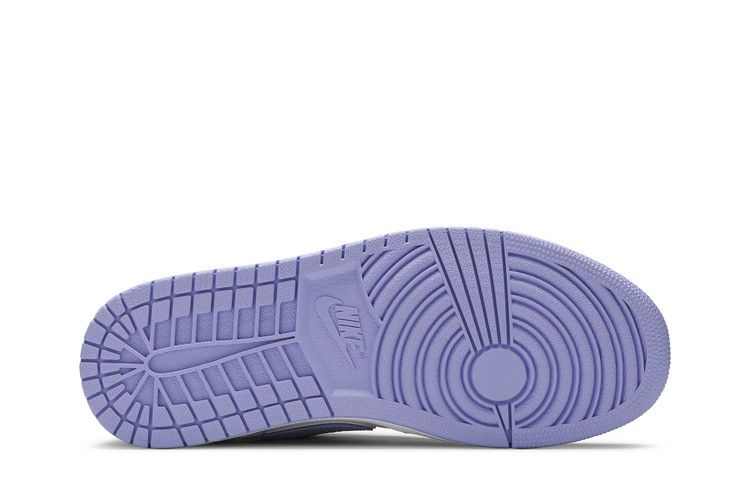 Air Jordan 1 Low SE Arctic Punch