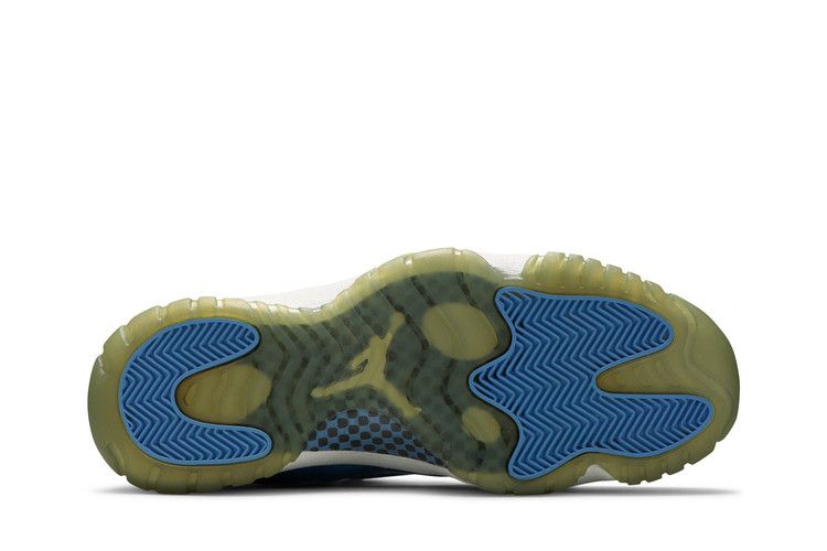 Air Jordan 11 Retro Low Columbia Blue (2001)