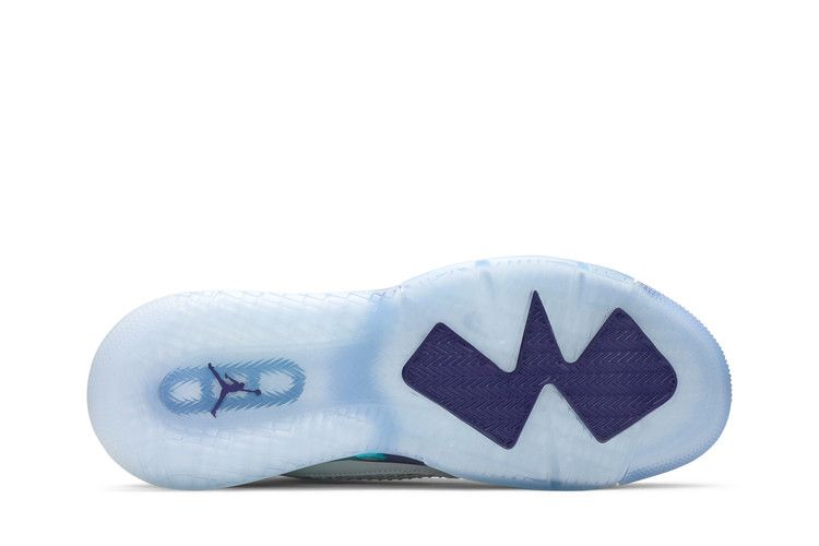 Air Jordan Mars 270 Grape