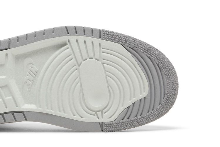 Air Jordan 1 High Zoom Air CMFT 2 Particle Grey