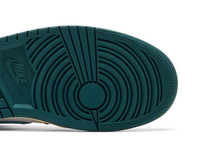 Air Jordan 1 Mid SE Oxidized Green (Women's)