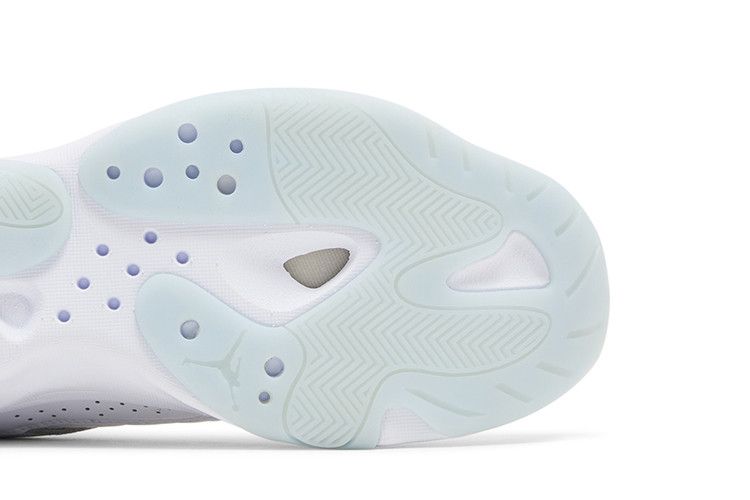 Air Jordan 11 CMFT Low White Ice Blue Football Grey (Women's)