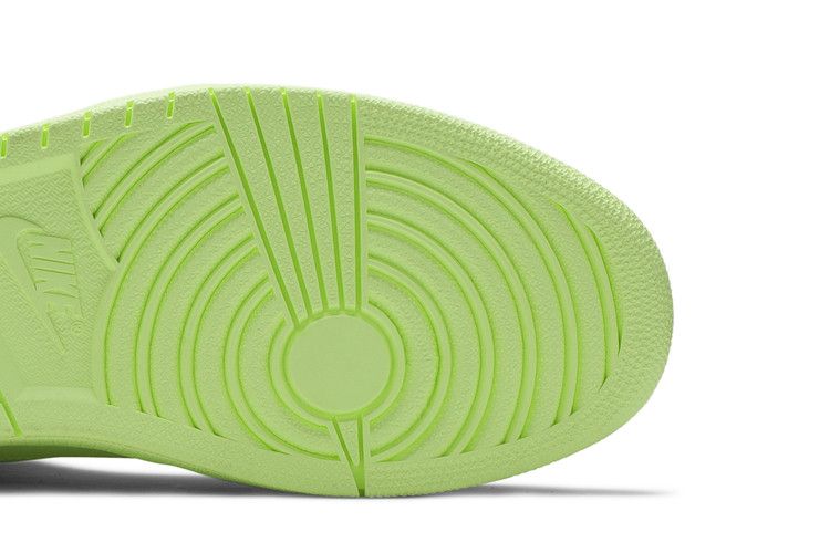 Air Jordan 1 Retro High Barely Volt (Women's)