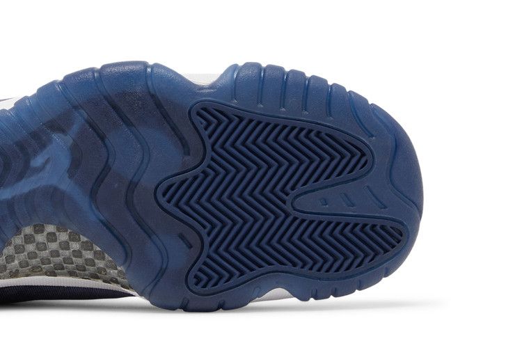 Air Jordan 11 Retro Midnight Navy (Women's)