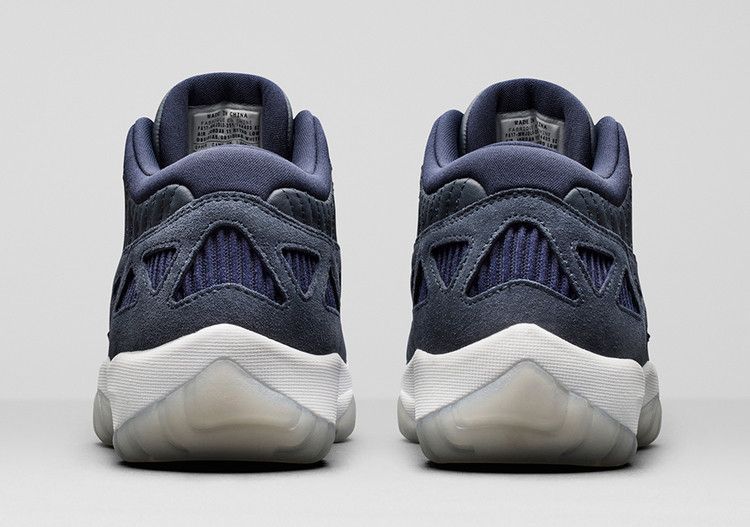 Air Jordan 11 Retro Low IE Obsidian