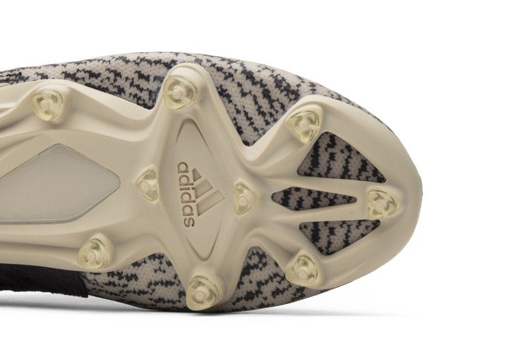 adidas Yeezy 350 Cleat Turtledove