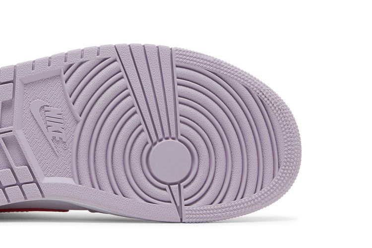 Air Jordan 1 Mid Valentine's Day (2022) (Women's)