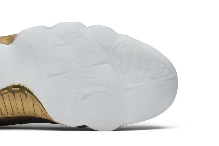 Air Jordan 9 Retro MOP Melo