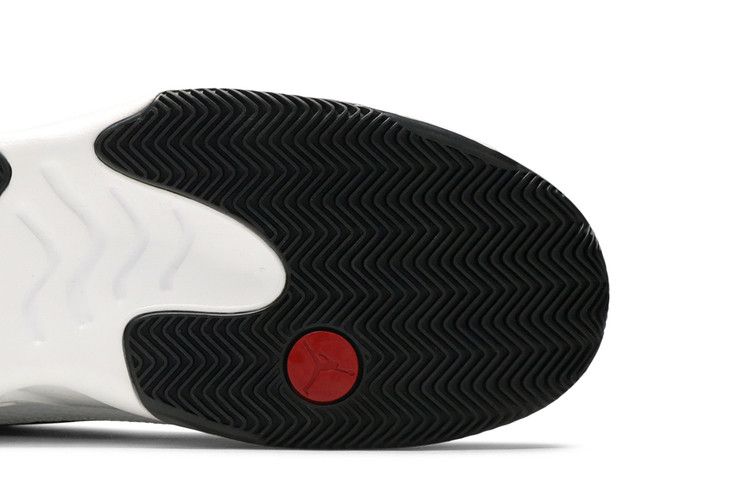 Air Jordan Max Aura 2 White Gym Red Black