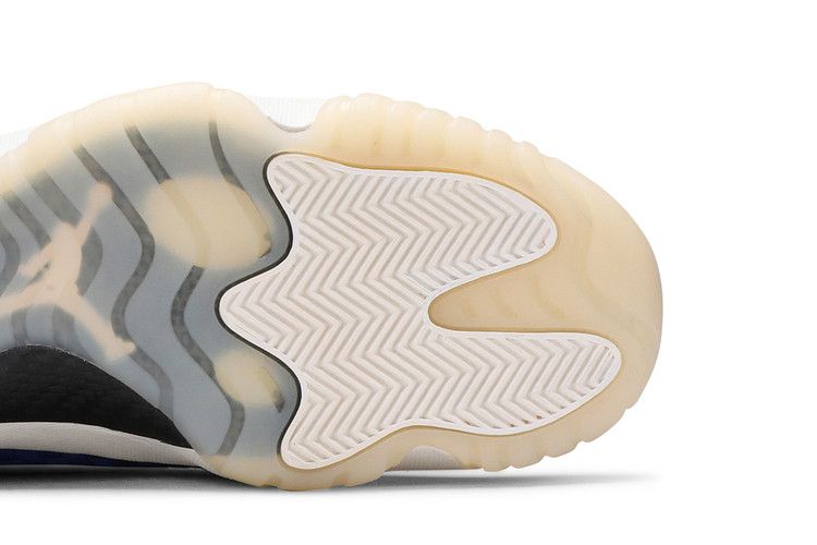 Air Jordan Future Hyper Royal