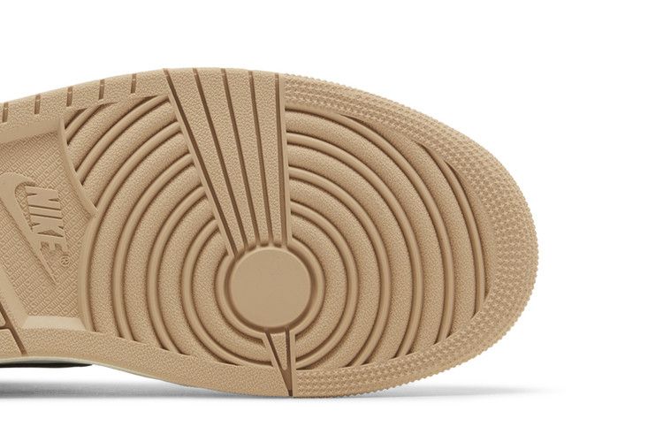 Air Jordan 1 Retro High OG Latte (Women's)