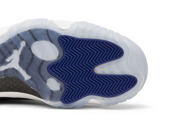 Air Jordan 11 Retro Space Jam (2016)