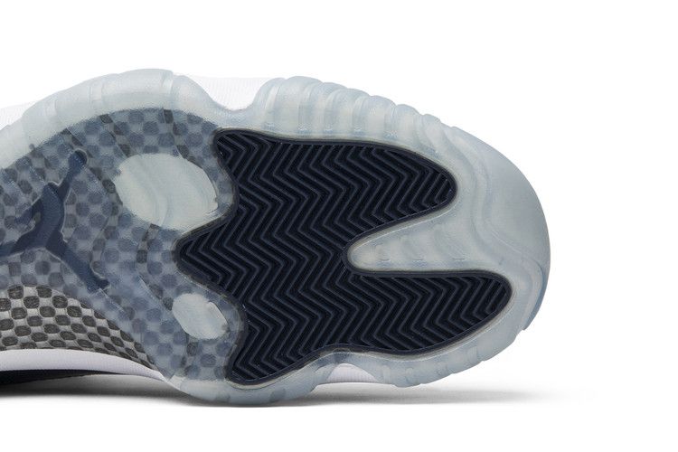 Air Jordan 11 Retro Low Georgetown