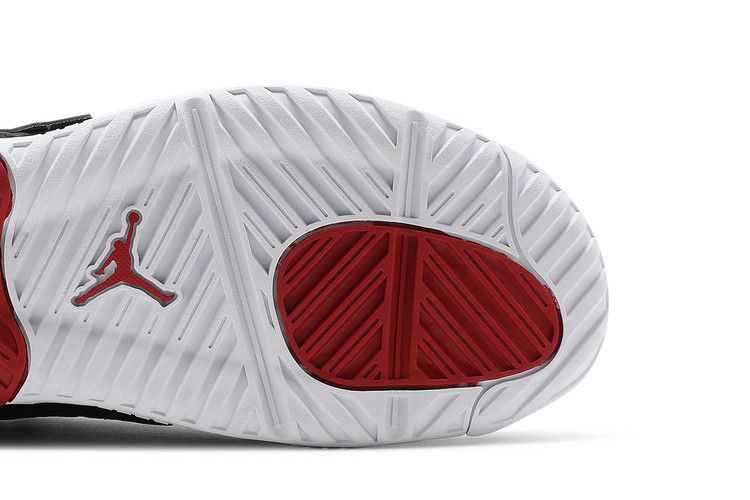 Air Jordan MA2 Bred