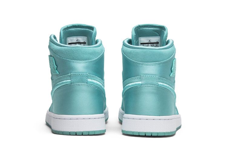 Air Jordan 1 Retro High Season of Her Light Aqua (Women's)