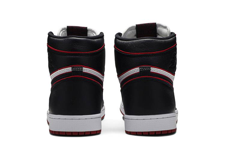 Air Jordan 1 Retro High Bloodline