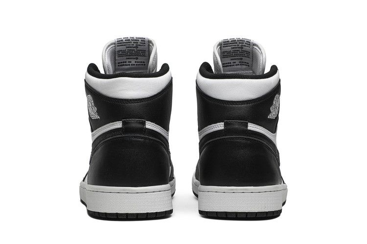 Air Jordan 1 Retro Black White (2014)
