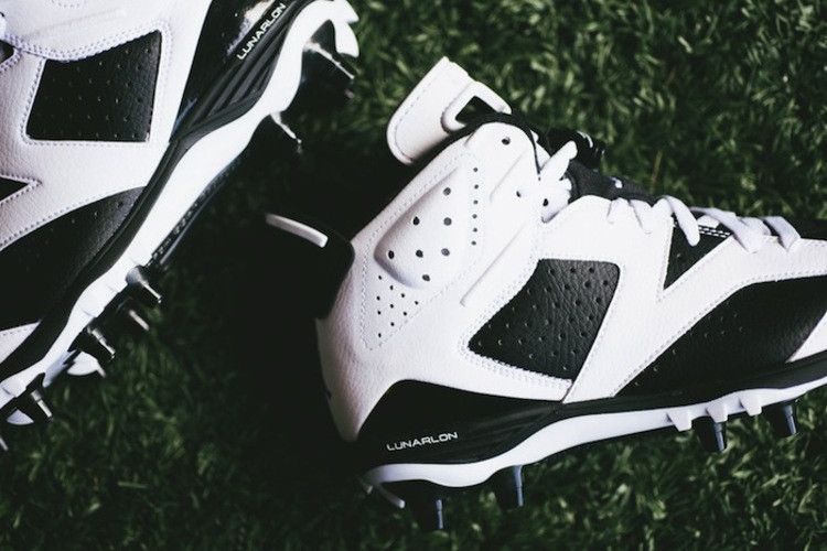 Air Jordan 6 Retro TD Oreo