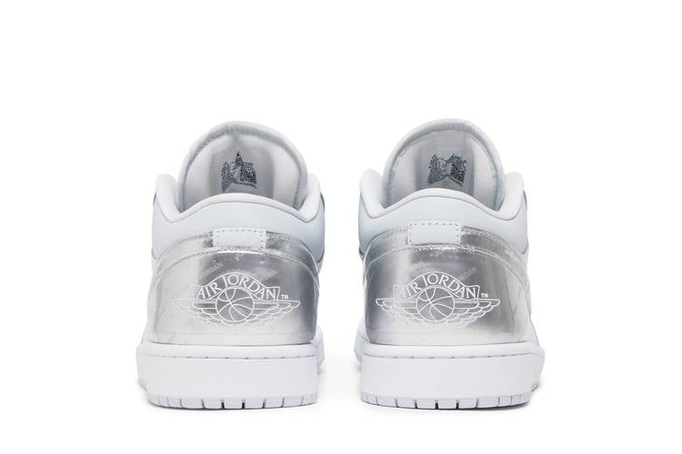 Air Jordan 1 Low SE Tear Away Silver